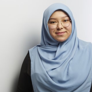 Contact person at cademify