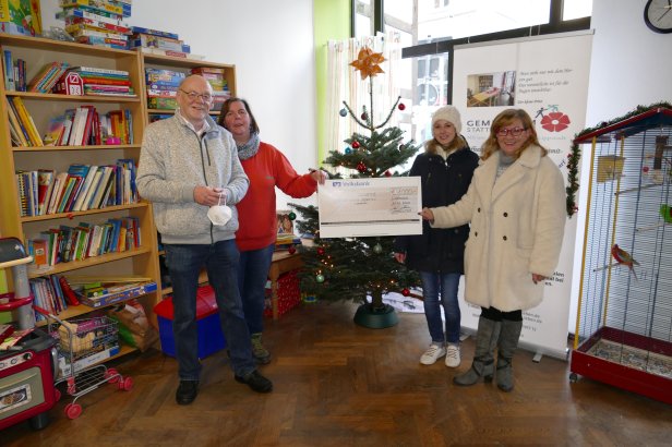 Spendenübergabe an Verein Mit uns durchs Leben von avitea Betriebsrat